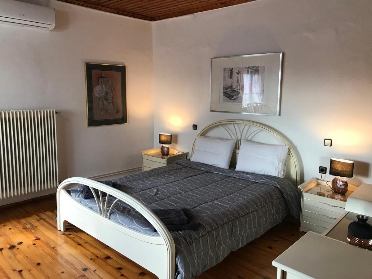 Sarakinas Farm House 卡兰巴卡 外观 照片