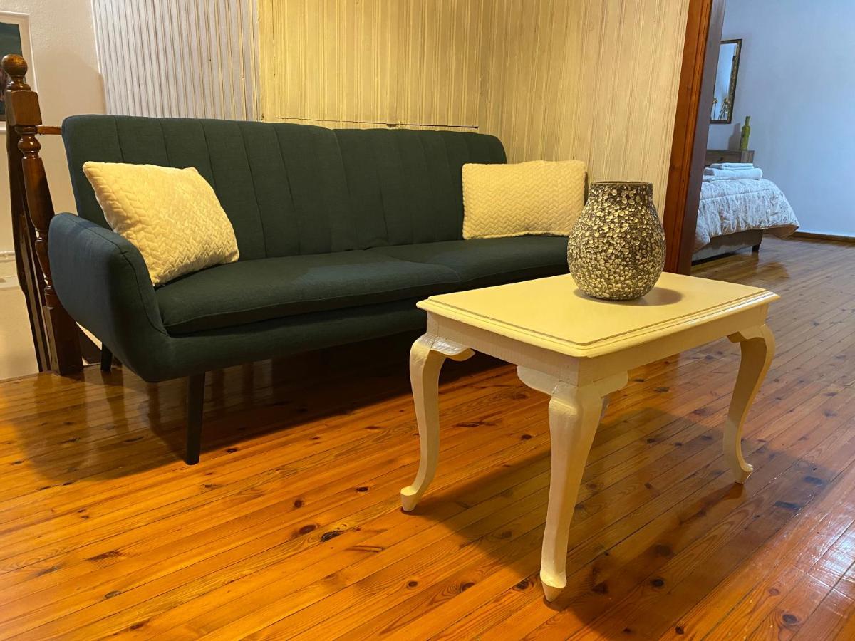 Sarakinas Farm House 卡兰巴卡 外观 照片